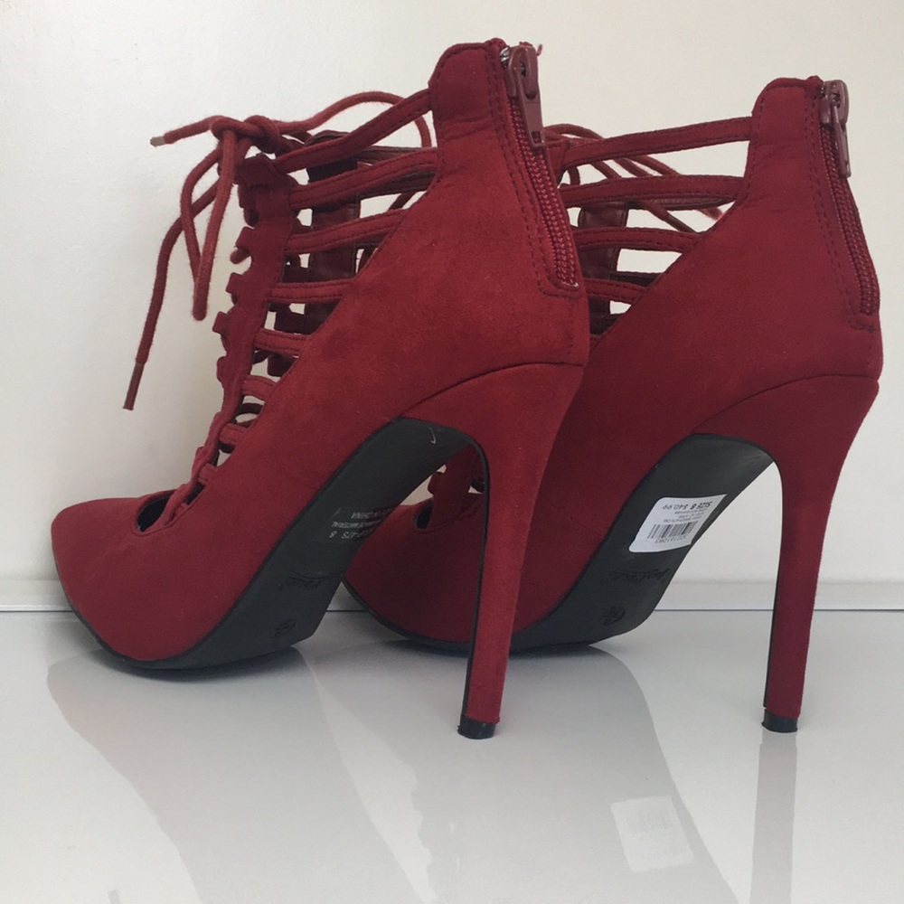 Red Stiletto Heels - Picture 3 of 3